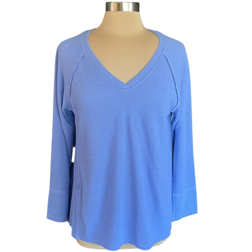 WildFox‎ Periwinkle Blue Haley Top Sz MEDIUM Brushed Soft Comfy Relaxed Fit